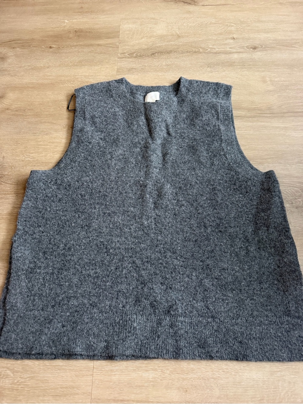 H&M Gray Sweater Vest SZ L Side Slits Wool Blend